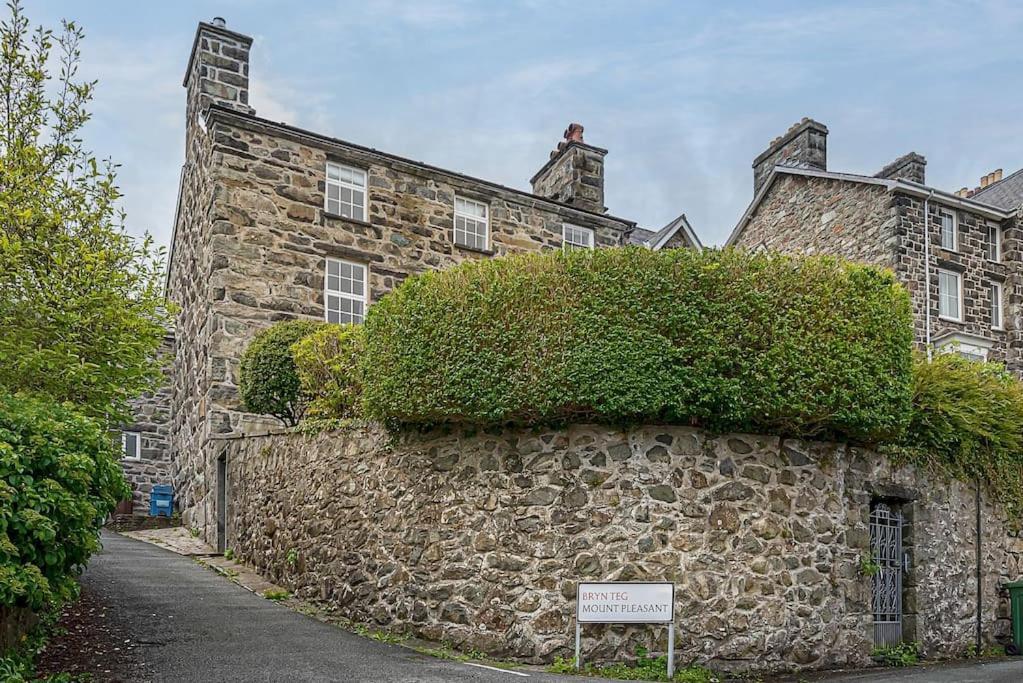 Dolgellau Townhouse 2 Minutes To Town & Mountains Vila Exterior foto